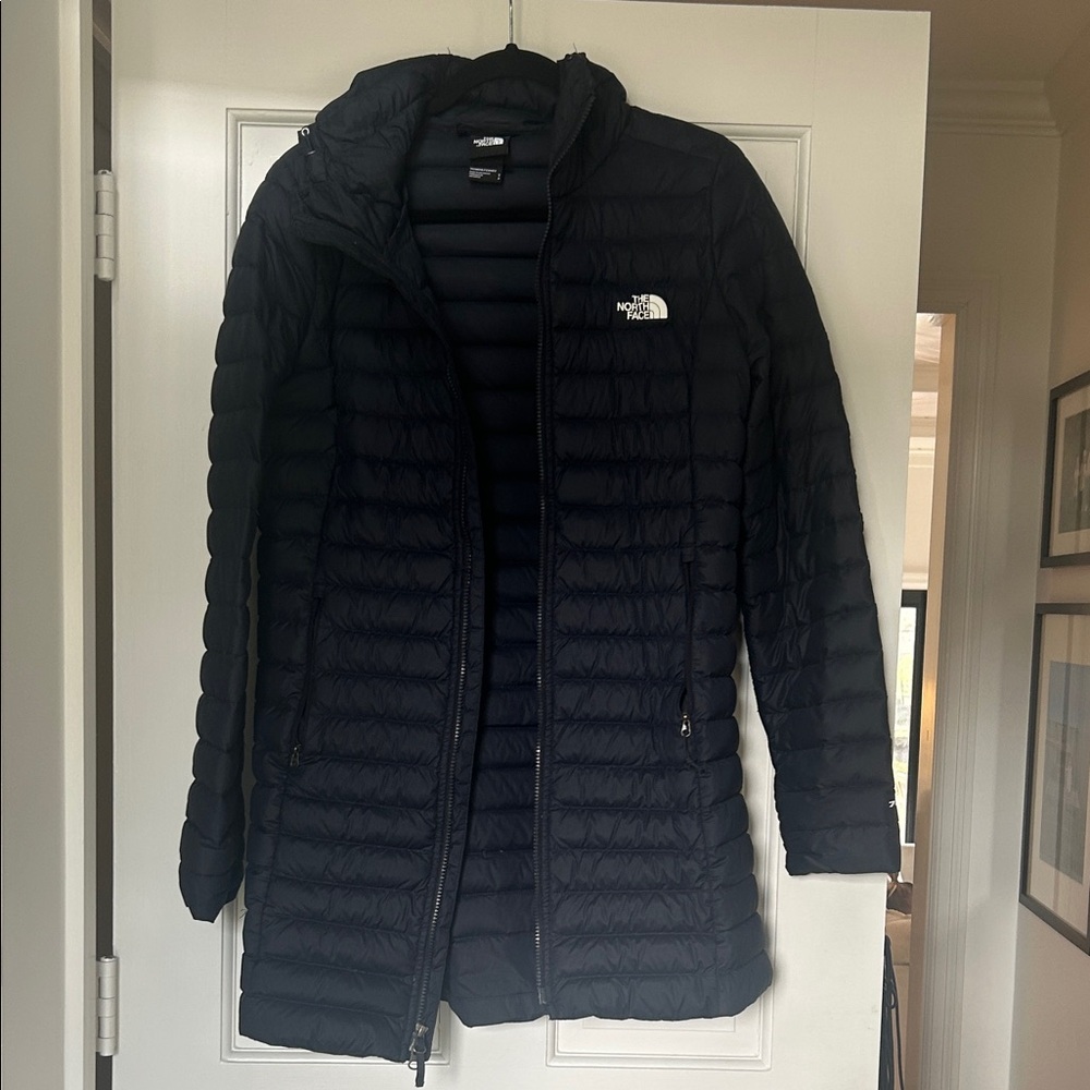 The North Face Women's Long navy Puffer Coat